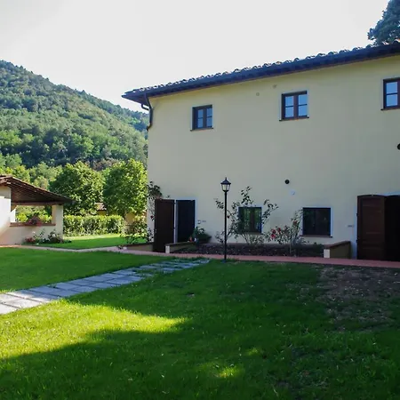 Апарт-отель Casale La Fata -tipico Toscano Immerso Nelle Colline Tra Lucca E Versilia, 6 Indipendenti Камайоре
