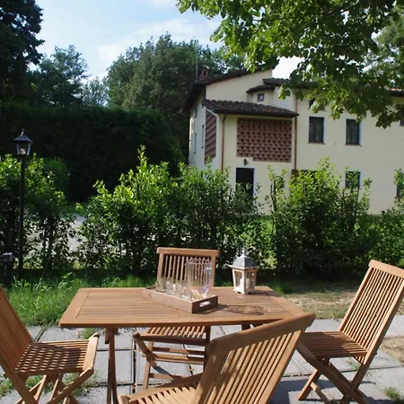 Апарт-отель Casale La Fata -tipico Toscano Immerso Nelle Colline Tra Lucca E Versilia, 6 Indipendenti