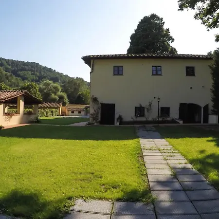 Casale La Fata -tipico Toscano Immerso Nelle Colline Tra Lucca E Versilia, 6 Indipendenti Апарт-отель *