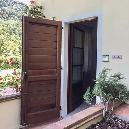 Апарт-отель Casale La Fata -tipico Toscano Immerso Nelle Colline Tra Lucca E Versilia, 6 Indipendenti Камайоре