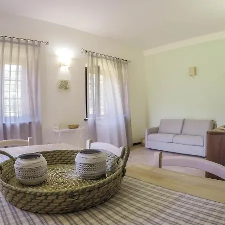 Апарт-отель Casale La Fata -tipico Toscano Immerso Nelle Colline Tra Lucca E Versilia, 6 Indipendenti Камайоре