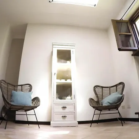 Casale La Fata -tipico Toscano Immerso Nelle Colline Tra Lucca E Versilia, 6 Indipendenti Aparthotel Camaiore